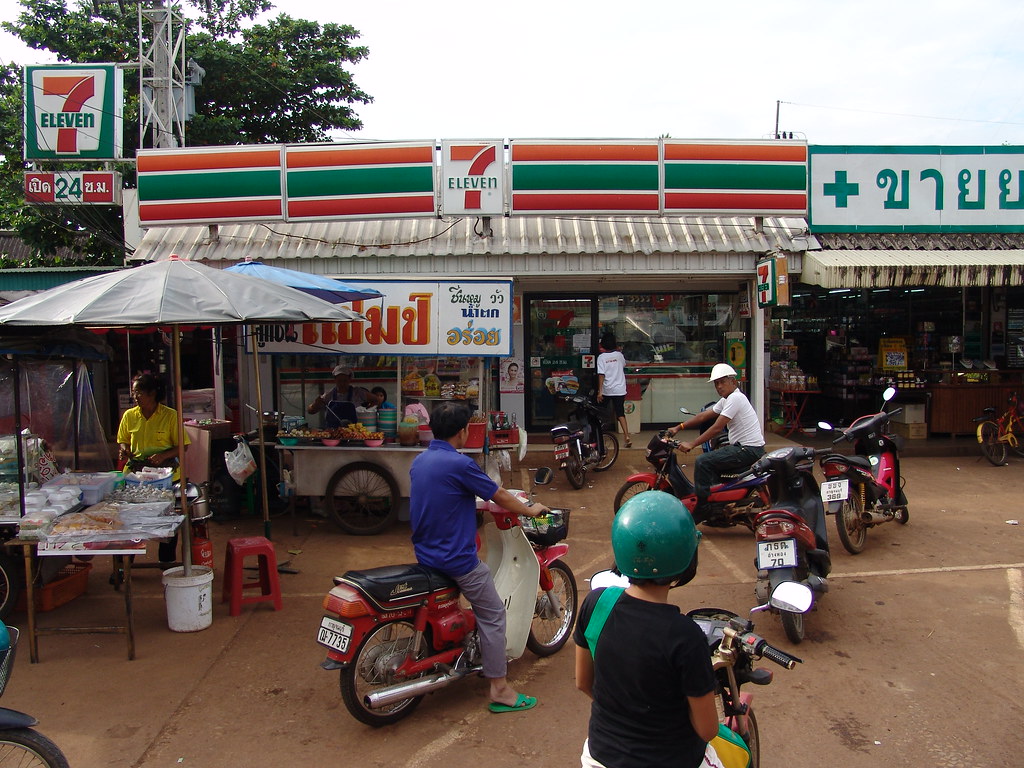 seven eleven in thailand